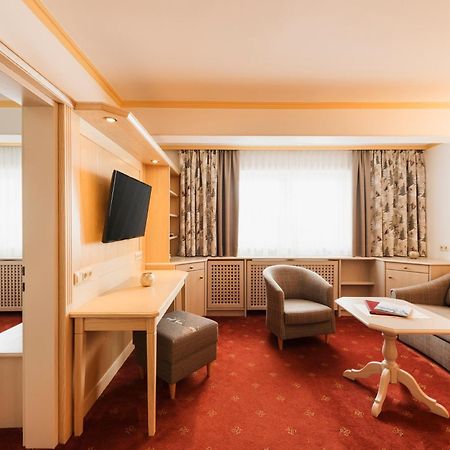 Arlberghaus Hotell Zürs Eksteriør bilde