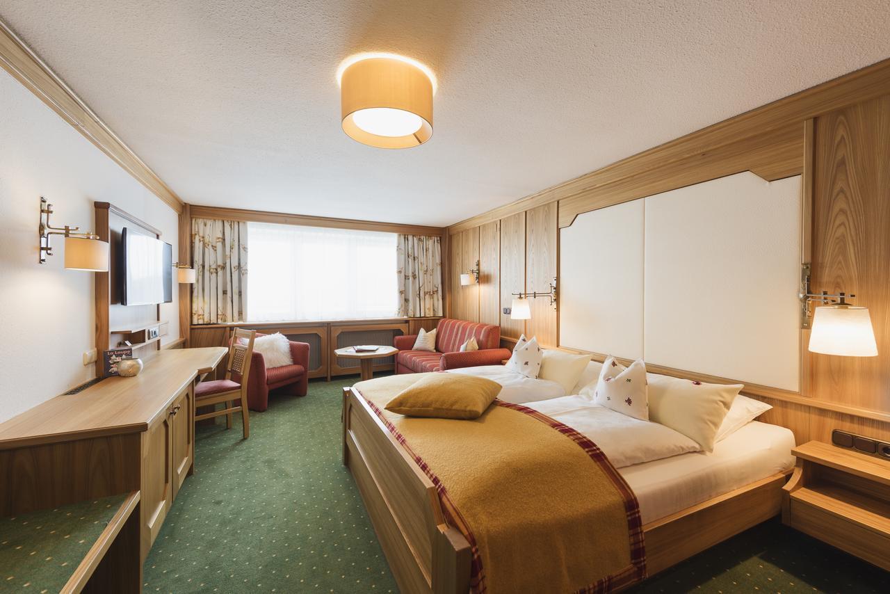 Arlberghaus Hotell Zürs Eksteriør bilde
